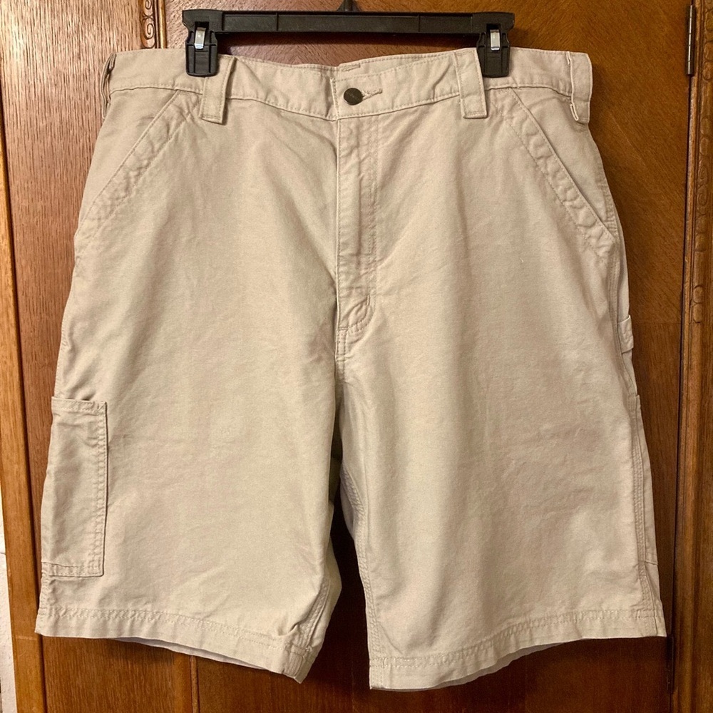 Carhartt Men’s Cargo Shorts in Light Beige